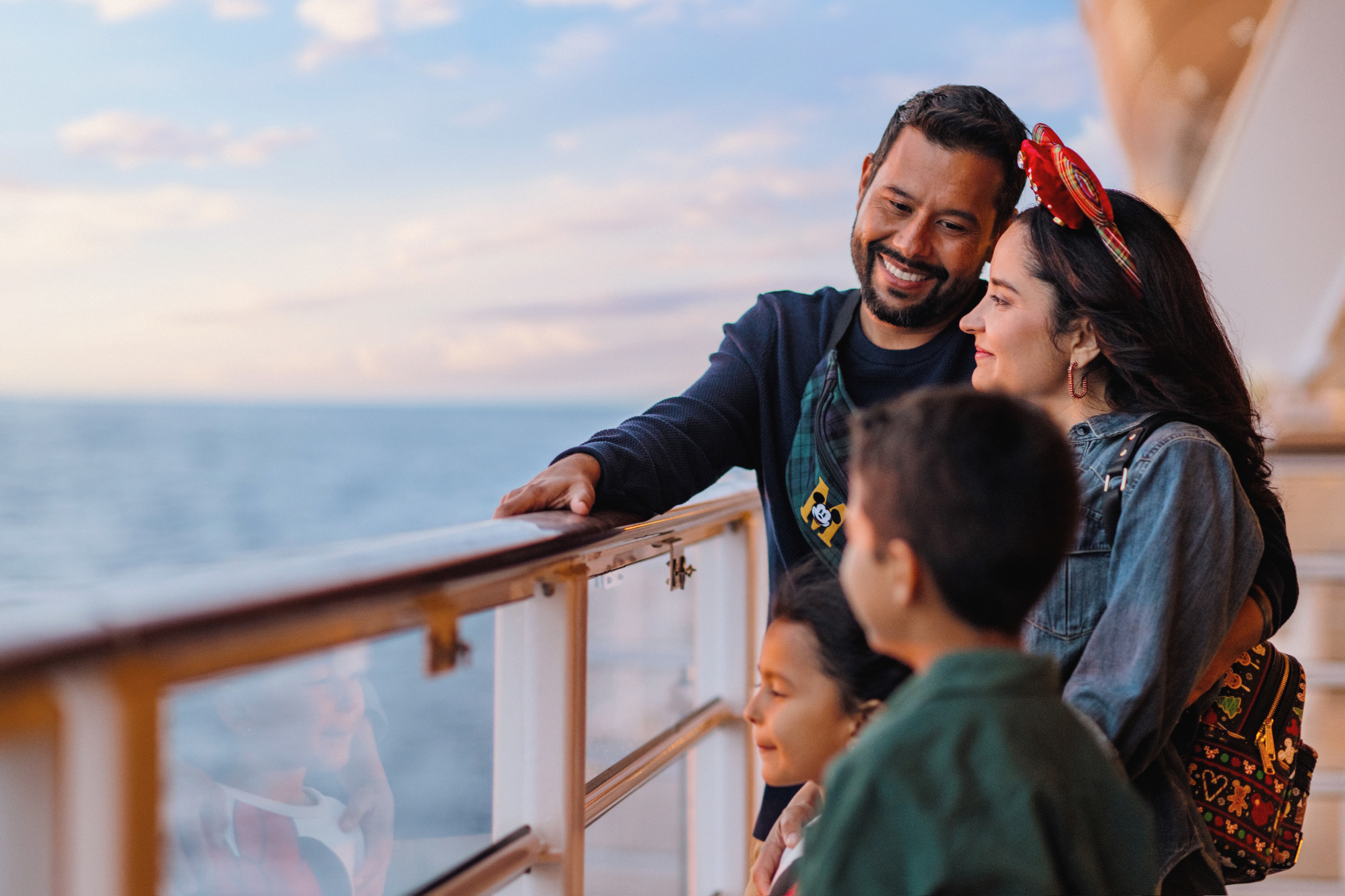 AHORRA HASTA USD 1500 EN TU CRUCERO DISNEY
